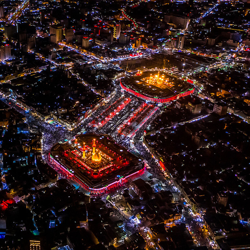 تابلو شاسی مدل کربلا طرح نمای هوایی در شب از بین الحرمین