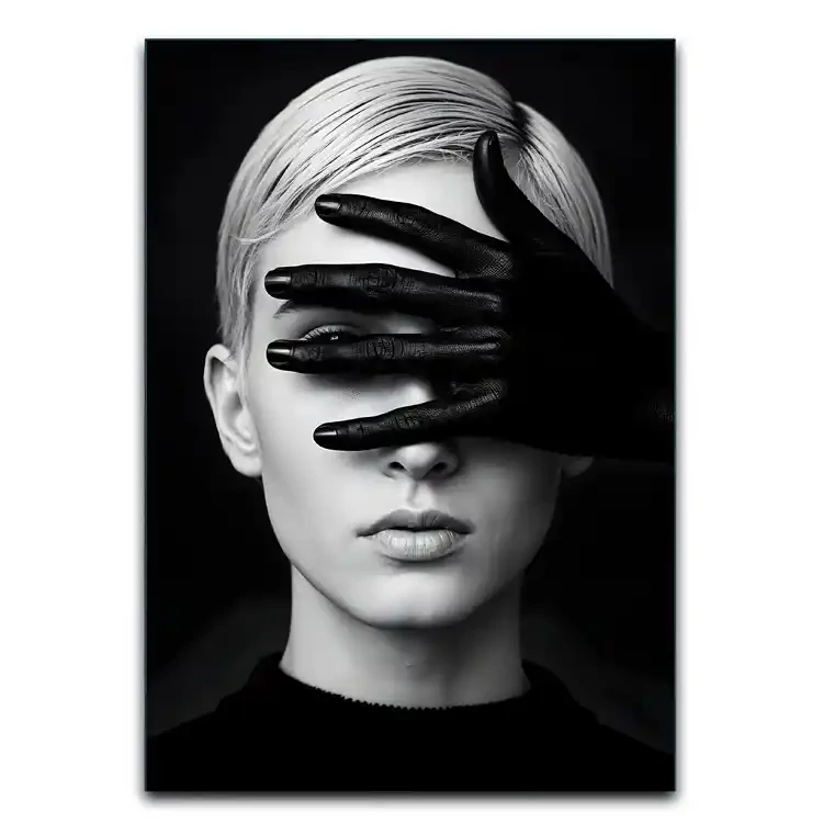 تابلوشاسی دنیای قاب مدل هنری سیاه و سفید