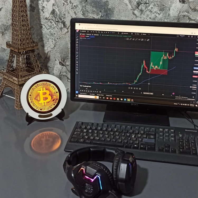 تابلو نوری دکوری طرح Bitcoin مدل بیت کوین